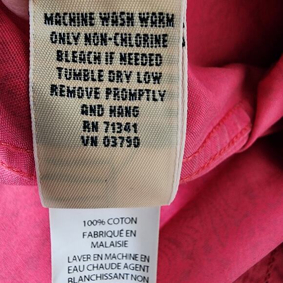 LL Bean Womens Wrinkle Resist Pleated Shirt XL Petite Paisley Hidden Button Pink - Picture 13 of 13